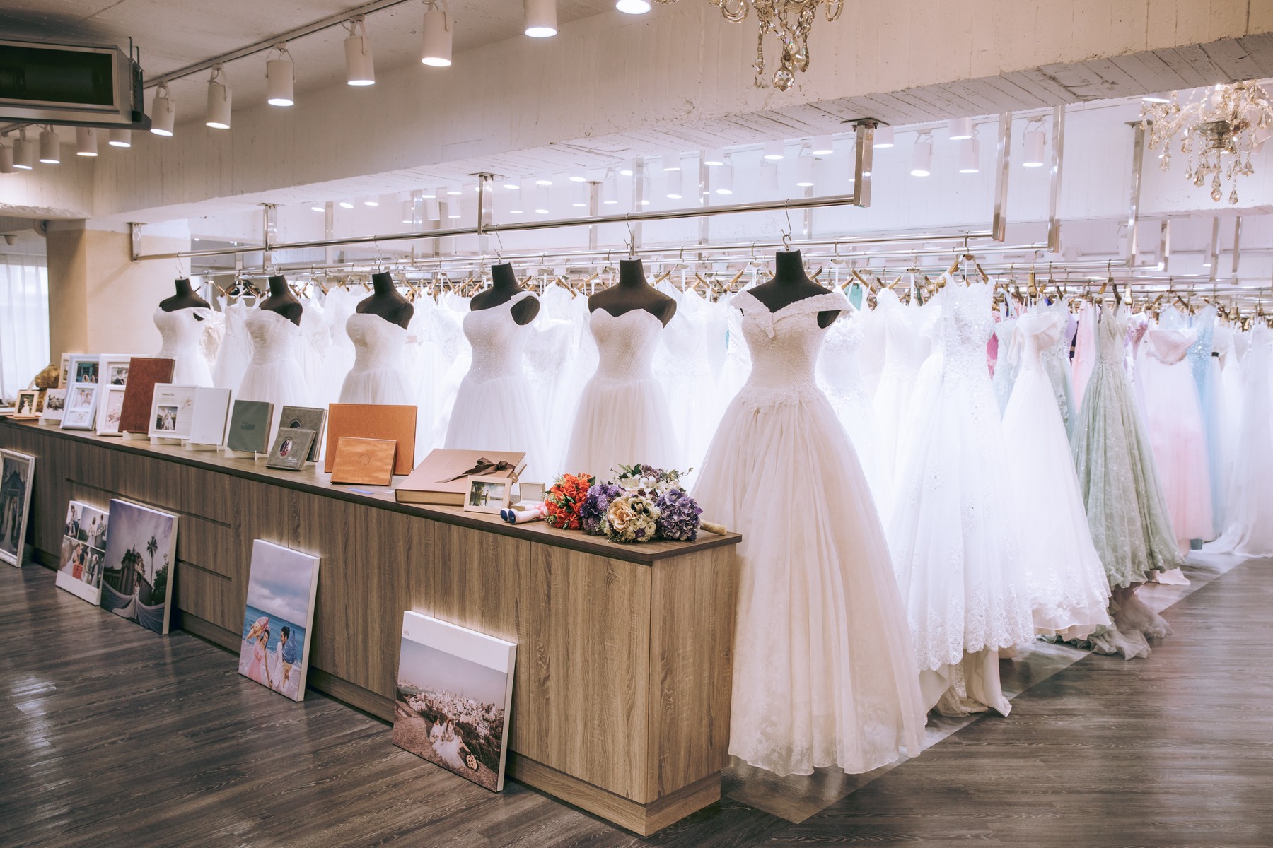 婚紗,婚紗禮服,婚紗工作室,婚紗店,婚紗租借,租婚紗,禮服婚紗